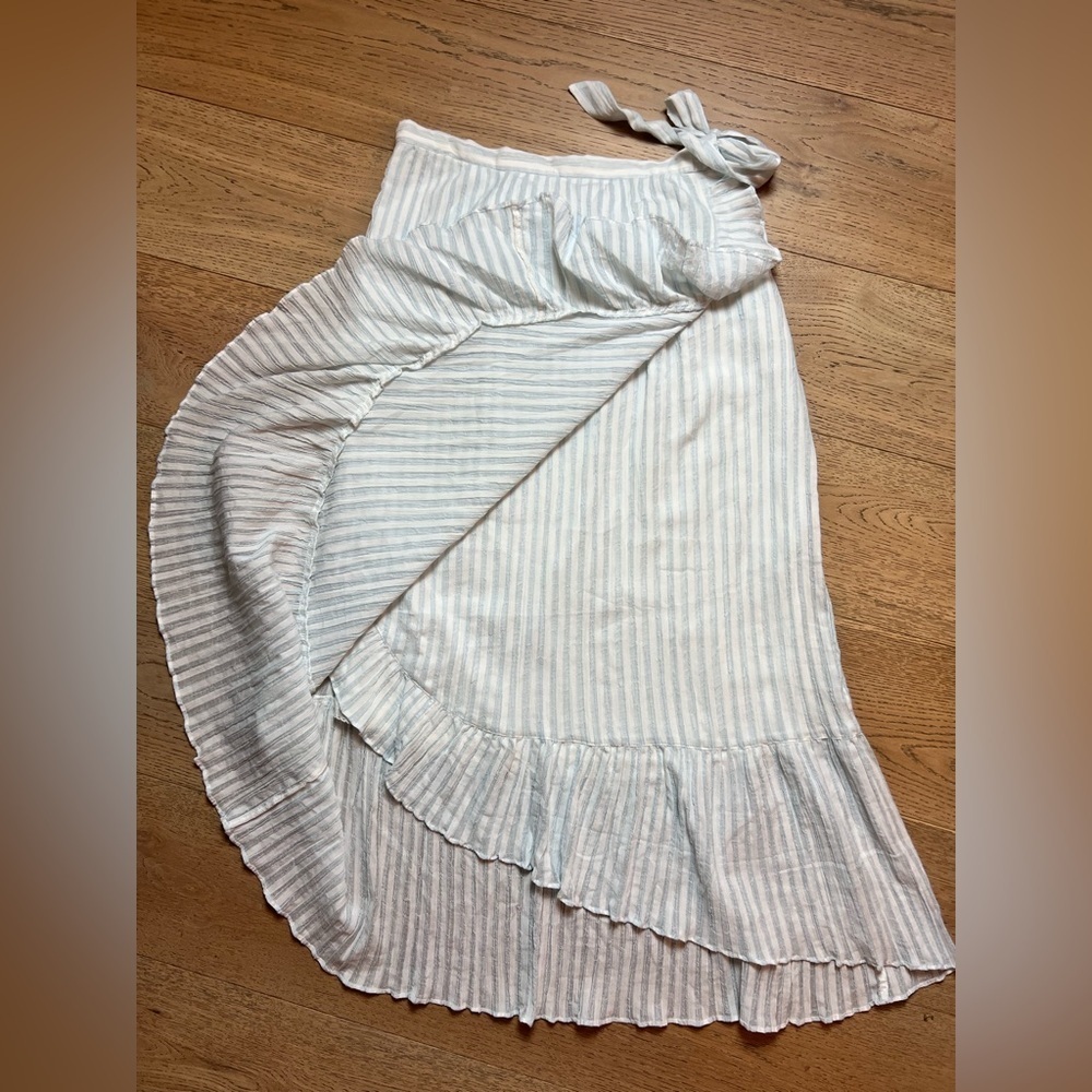 NWT: Anthropologie Maeve Gloria Stripe Wrap Skirt in Blue and White Size 10 - Picture 3 of 8